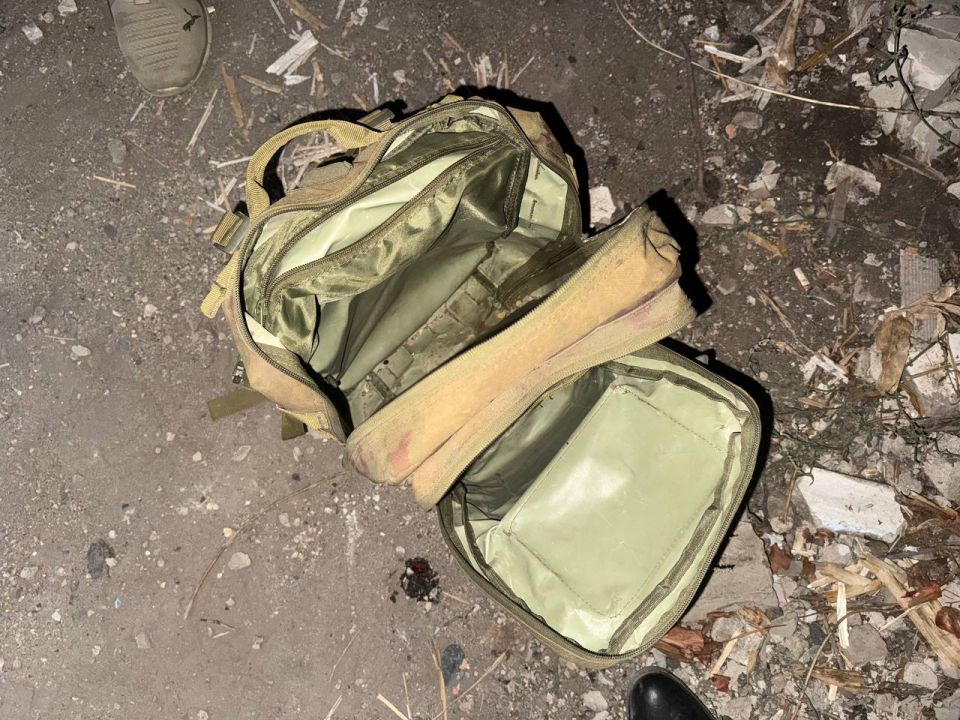 Полицейские задержали мужчину за незаконное хранение взрывных устройств Полицейские задержали мужчину за незаконное хранение взрывных устройств