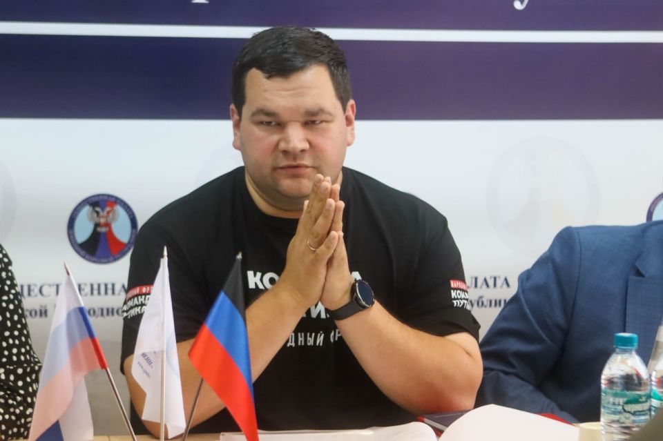 Актуальные вопросы ветеранов СВО рассмотрели в Общественной палате ДНР Актуальные вопросы ветеранов СВО рассмотрели в Общественной палате ДНР