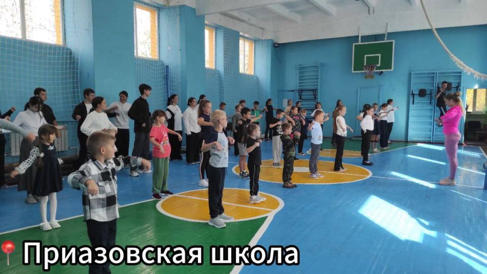 В рамках проекта «Детский спорт» в Мангушском округе стартовала акция «Зарядка от нас – здоровье для вас» В рамках проекта «Детский спорт» в Мангушском округе стартовала акция «Зарядка от нас – здоровье для вас»