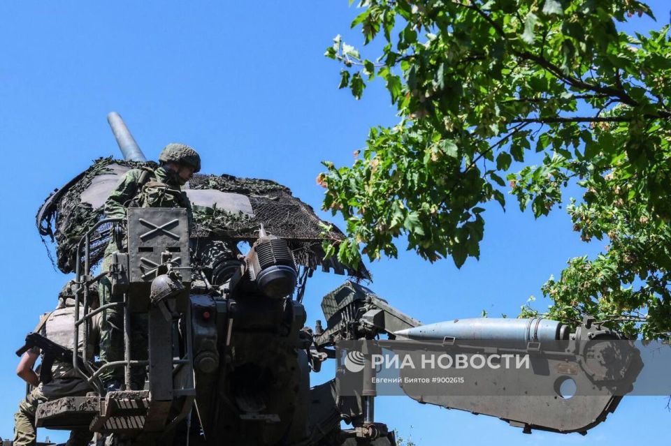 Боевая работа расчёта 203-мм самоходной пушки 2С7М «Малка» из состава группировки войск «Центр» на Покровском (Красноармейском) направлении Боевая работа расчёта 203-мм самоходной пушки 2С7М «Малка» из состава группировки войск «Центр» на Покровском (Красноармейском) направлении