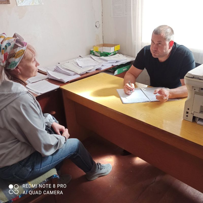 17 сентября депутат Старобешевского муниципального совета Артем Менякин провел с жителями села Петровское 17 сентября депутат Старобешевского муниципального совета Артем Менякин провел с жителями села Петровское