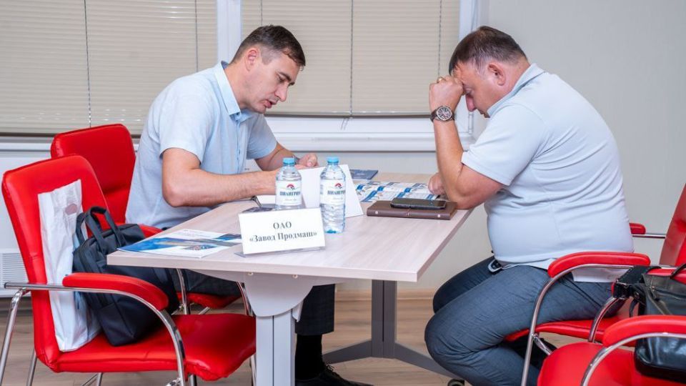Гурген Малхасян: Бизнес-миссия из Самарской области посетила Донецкую Народную Республику. Гурген Малхасян: Бизнес-миссия из Самарской области посетила Донецкую Народную Республику.