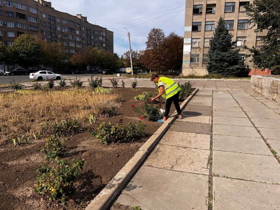 МУП «Простор» ежедневно выполняет все необходимые работы по содержанию городских улиц МУП «Простор» ежедневно выполняет все необходимые работы по содержанию городских улиц