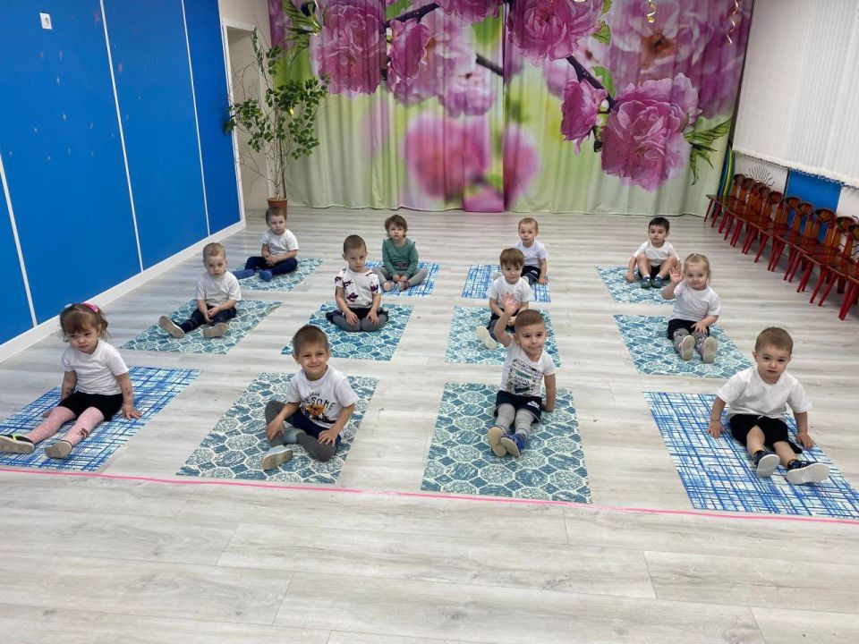 Дружи со спортом с малых лет! Дружи со спортом с малых лет!
