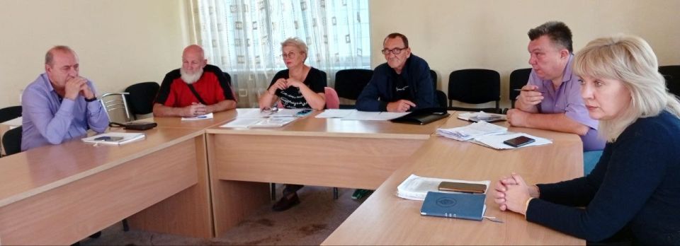 Наталья Бегуненко: Первый заместитель руководителя Управы Петровского внутригородского района Администрации городского округа Донецк Плахутин Юрий Иванович провёл рабочее совещание с руководителями предприятий и учреждений... Наталья Бегуненко: Первый заместитель руководителя Управы Петровского внутригородского района Администрации городского округа Донецк Плахутин Юрий Иванович провёл рабочее совещание с руководителями предприятий и учреждений...