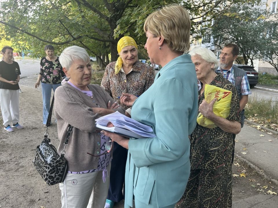 Елена Рязанцева: Диалог с жителями в Пролетарском районе Елена Рязанцева: Диалог с жителями в Пролетарском районе