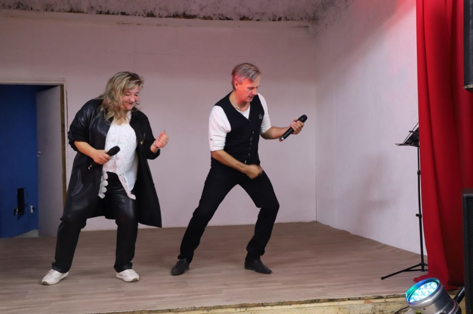«ЗНАЙ, СОЛДАТ! ТЫ НЕ ОДИН!» «ЗНАЙ, СОЛДАТ! ТЫ НЕ ОДИН!»