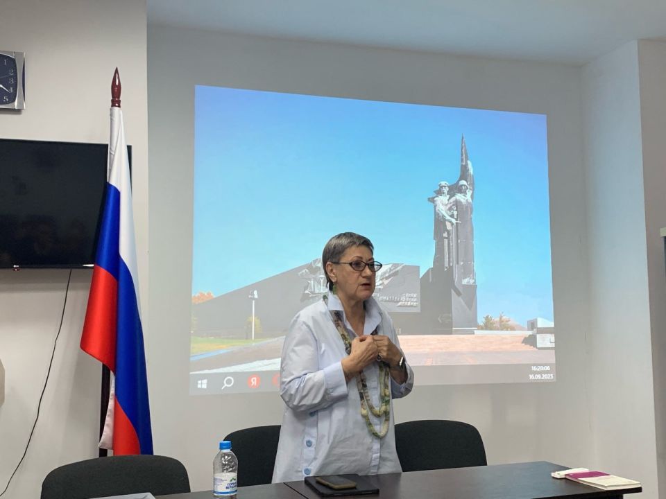 Представители РГБМ встретились с донецкими коллегами Представители РГБМ встретились с донецкими коллегами