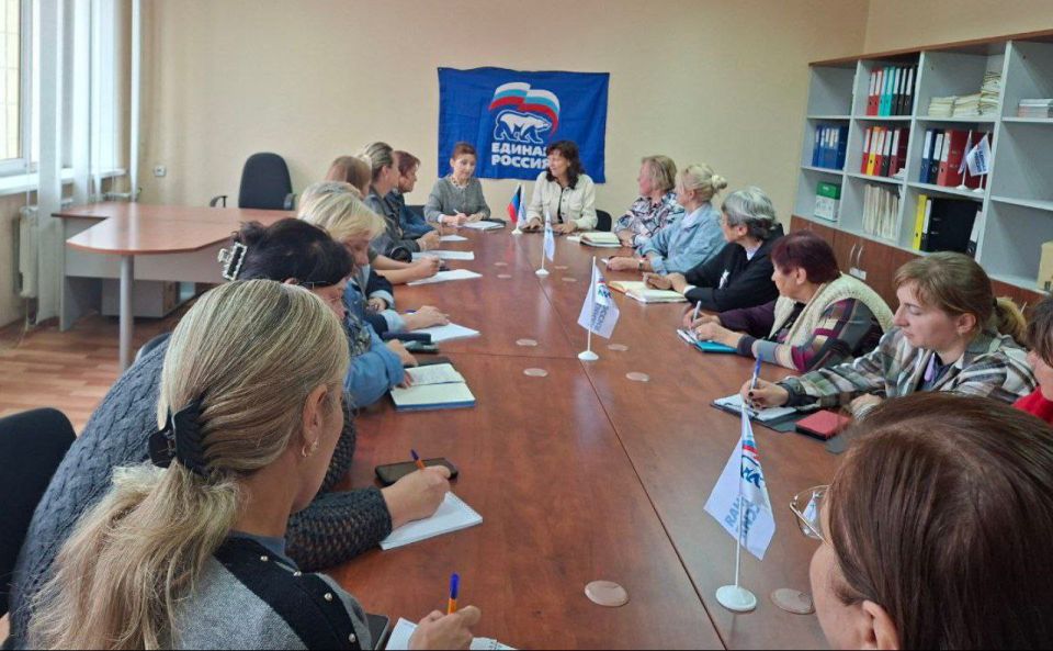 Валентин Левченко: В Киевском районе города Донецка продолжается работа по популяризации территориальных органов местного самоуправления (ТОС) Валентин Левченко: В Киевском районе города Донецка продолжается работа по популяризации территориальных органов местного самоуправления (ТОС)