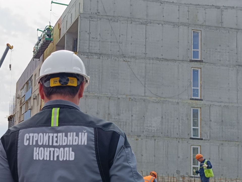 От свай до новых квартир: идёт восстановление многоэтажки в Орджоникидзевском районе Мариуполя От свай до новых квартир: идёт восстановление многоэтажки в Орджоникидзевском районе Мариуполя