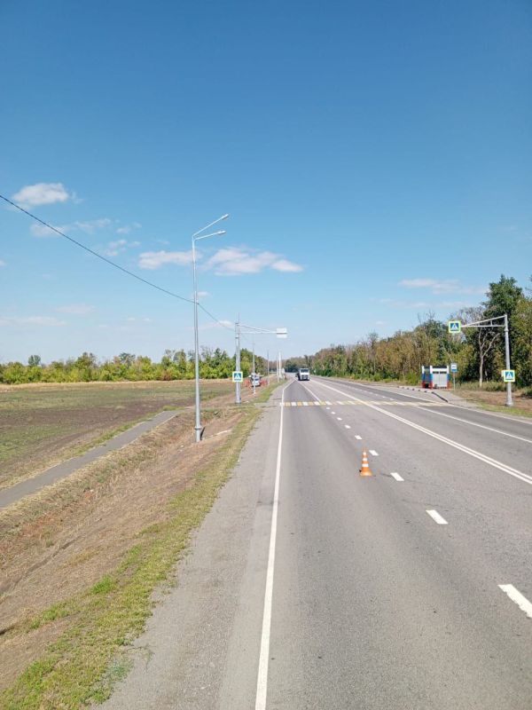 В рамках комплекса мероприятий по обустройству дорожных участков вблизи школ техническими средствами организации дорожного движения на сегодня установлено уже 26 светофорных объектов В рамках комплекса мероприятий по обустройству дорожных участков вблизи школ техническими средствами организации дорожного движения на сегодня установлено уже 26 светофорных объектов