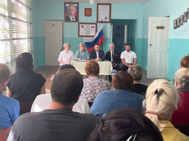 Заместитель Председателя Народного Совета Николай Сытов (фракция «КПРФ») и Александр Мальков (фракция «Единая Россия») провели плановые сходы граждан Заместитель Председателя Народного Совета Николай Сытов (фракция «КПРФ») и Александр Мальков (фракция «Единая Россия») провели плановые сходы граждан