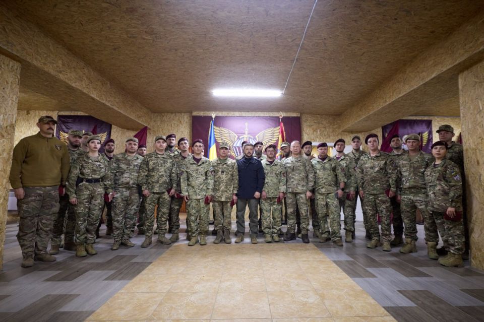 Гнида приехал попрощаться с Донбассом на оккупированную территорию ДНР Гнида приехал попрощаться с Донбассом на оккупированную территорию ДНР