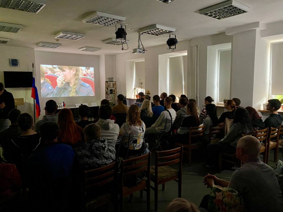 Ветераны-защитники Отечества посетили премьерный показ фильма «Кузнецы Победы» Ветераны-защитники Отечества посетили премьерный показ фильма «Кузнецы Победы»