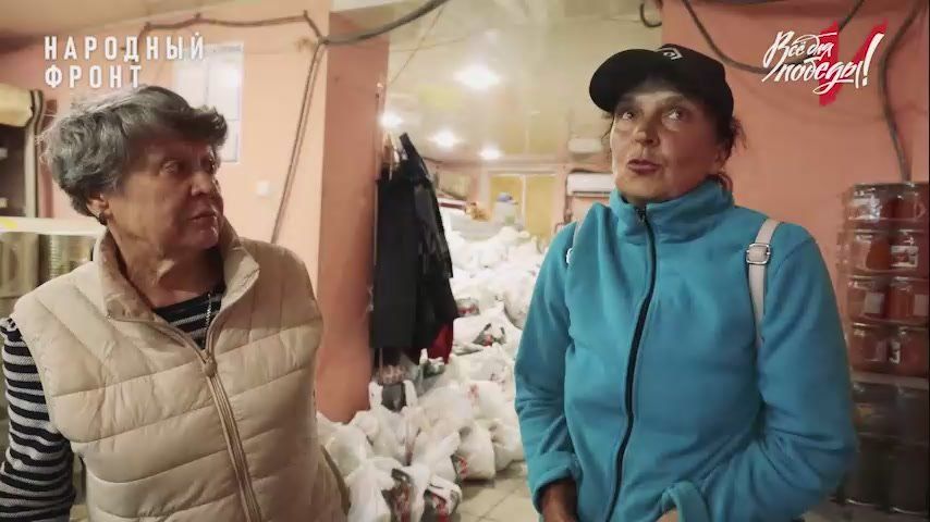 С первых дней обстрелов Ангелина решила твёрдо: покидать Горняк она не станет