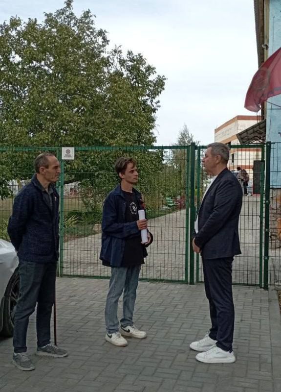 В Волновахе восстанавливают городской центр культуры, а в Новотроицком ДК В Волновахе восстанавливают городской центр культуры, а в Новотроицком ДК
