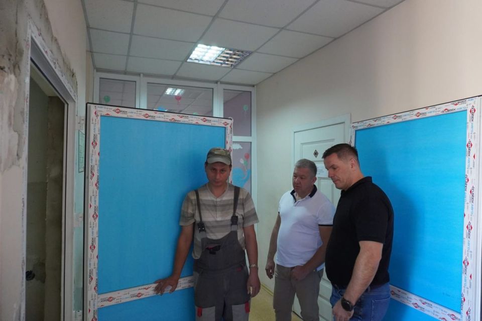 Александр Шатов: Сахалинская делегация проинспектировала ход работ в Шахтерском филиале фонда «Защитники Отечества» Александр Шатов: Сахалинская делегация проинспектировала ход работ в Шахтерском филиале фонда «Защитники Отечества»