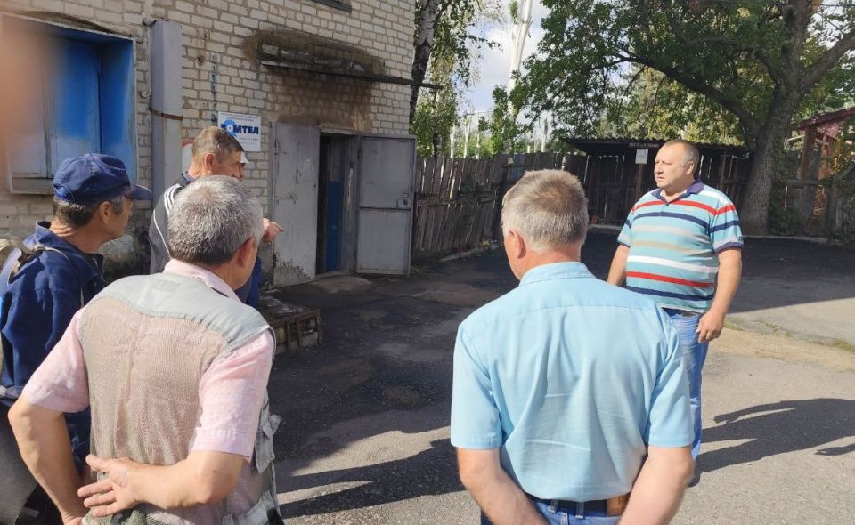 Начальник Тельмановского территориального отдела провел встречу с трудовым коллективом ГУП ДНР РОС" Начальник Тельмановского территориального отдела провел встречу с трудовым коллективом ГУП ДНР РОС"
