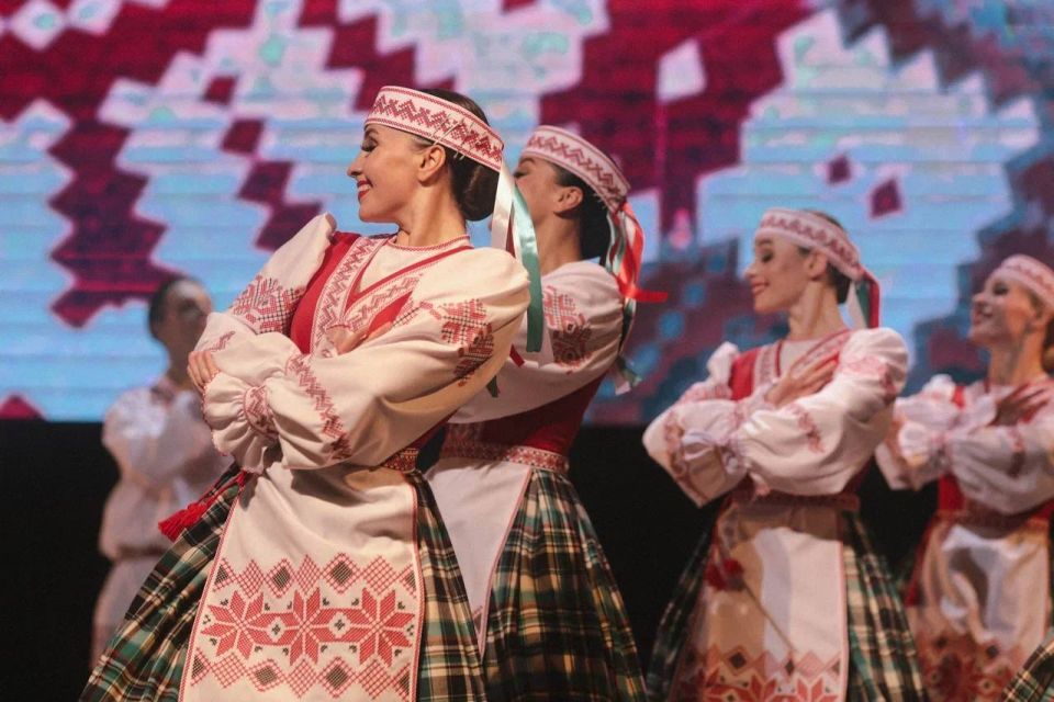 Программу «Многонациональный Донбасс» представил на гастролях коллектив из Донецка Программу «Многонациональный Донбасс» представил на гастролях коллектив из Донецка