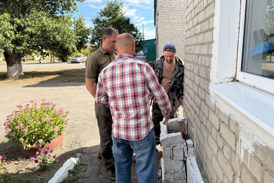 Александр Шатов: В Шахтерском округе продолжается подготовка к зиме Александр Шатов: В Шахтерском округе продолжается подготовка к зиме