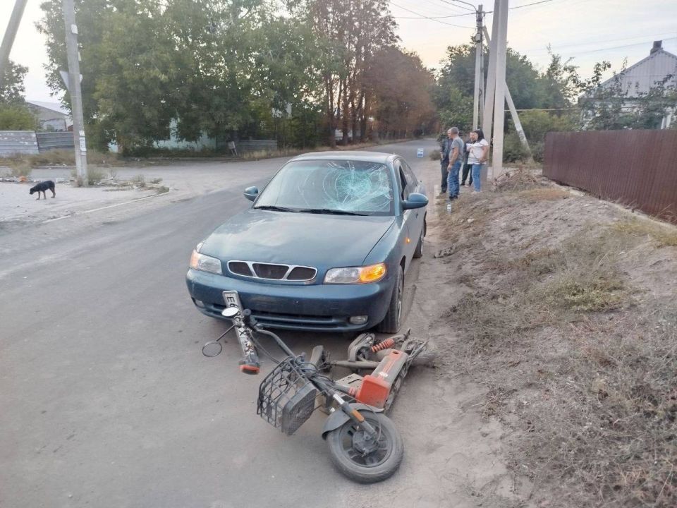 За последние сутки в ДНР пострадали в ДТП трое подростков За последние сутки в ДНР пострадали в ДТП трое подростков