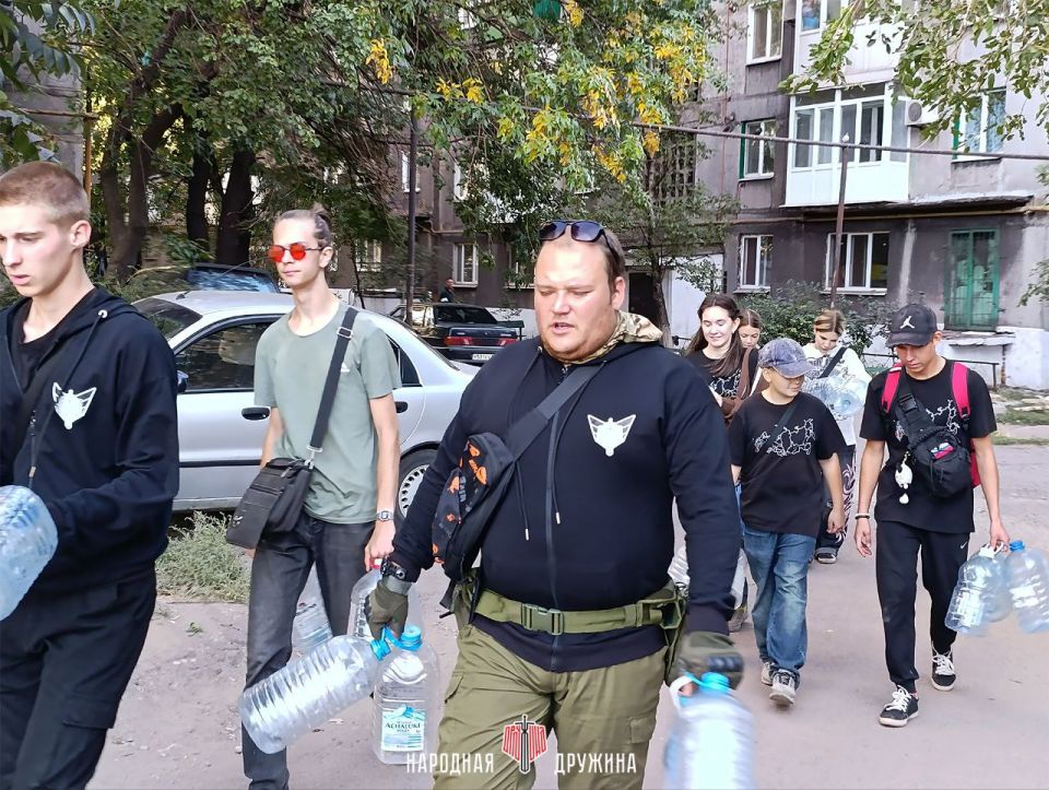 Дарите радость просто так! Дарите радость просто так!