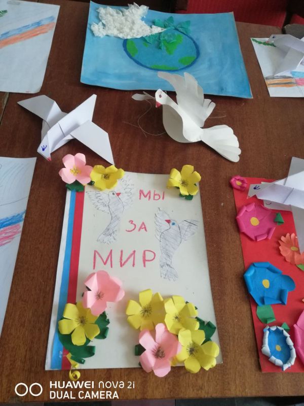 Николай Михайлов: В Новом Свете прошел мастер-класс по изготовлению открыток к Международному Дню мира «Голубь мира» Николай Михайлов: В Новом Свете прошел мастер-класс по изготовлению открыток к Международному Дню мира «Голубь мира»