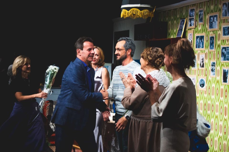 Счастье на пороге Донецкой муздрамы Счастье на пороге Донецкой муздрамы