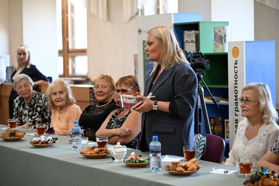 В ДНР планируют расширить возможности для активного досуга пожилых граждан В ДНР планируют расширить возможности для активного досуга пожилых граждан