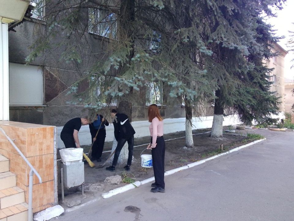 Игорь Мартынов: Студенты и сотрудники средних специальных учебных заведений приняли участие во Всероссийском субботнике Игорь Мартынов: Студенты и сотрудники средних специальных учебных заведений приняли участие во Всероссийском субботнике
