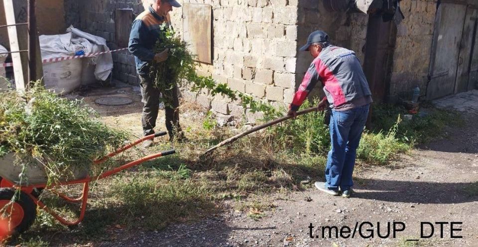 ВСЕ НА СУББОТНИК: ВО БЛАГО ЧИСТОТЫ И КОМФОРТА ДОНЕЦКА ВСЕ НА СУББОТНИК: ВО БЛАГО ЧИСТОТЫ И КОМФОРТА ДОНЕЦКА