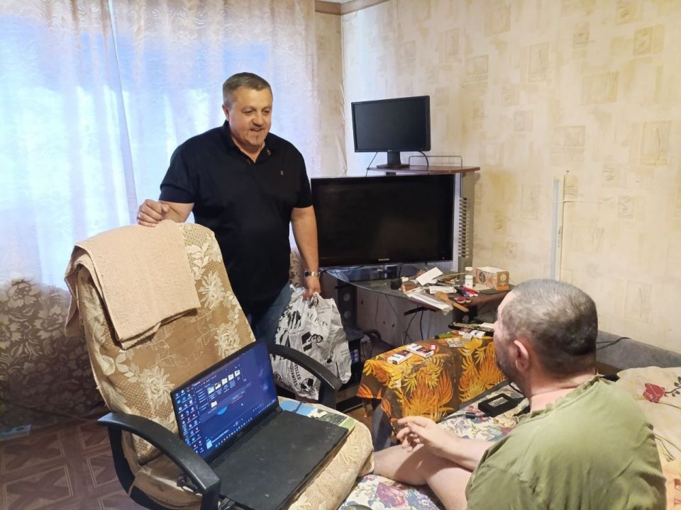 Сергей Скиданов: На приёме граждан в общественной приёмной партии «Единая Россия» ко мне обратилась Альбина Ивановна, оказавшаяся в тяжёлой жизненной ситуации, сама пенсионер, ухаживает за сыном инвалидом 1 группы, с... Сергей Скиданов: На приёме граждан в общественной приёмной партии «Единая Россия» ко мне обратилась Альбина Ивановна, оказавшаяся в тяжёлой жизненной ситуации, сама пенсионер, ухаживает за сыном инвалидом 1 группы, с...