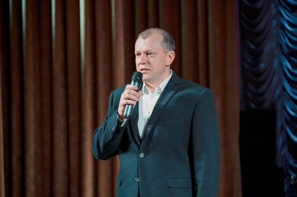 Антон Кольцов: Поздравил сартанцев с 245-летием со дня основания посёлка Антон Кольцов: Поздравил сартанцев с 245-летием со дня основания посёлка
