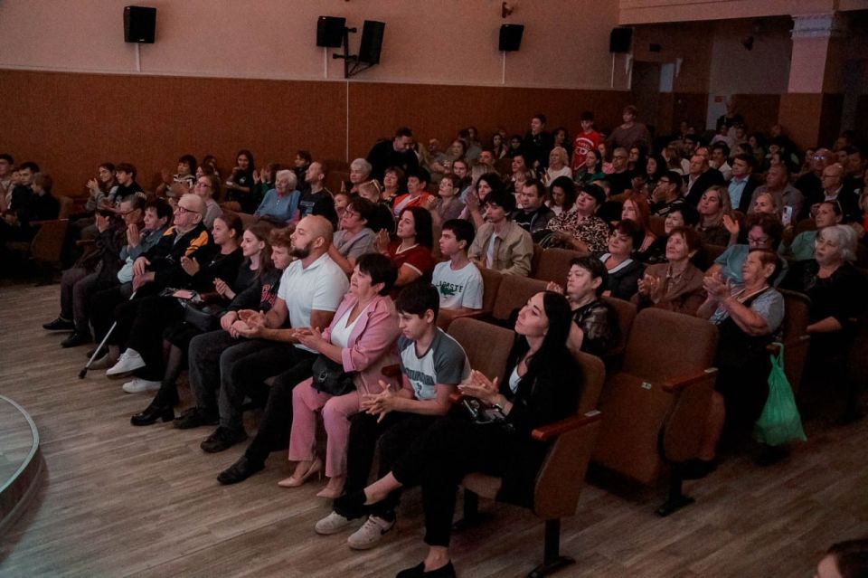Антон Кольцов: Поздравил сартанцев с 245-летием со дня основания посёлка Антон Кольцов: Поздравил сартанцев с 245-летием со дня основания посёлка