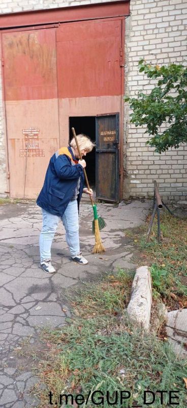 ВСЕ НА СУББОТНИК: ВО БЛАГО ЧИСТОТЫ И КОМФОРТА ДОНЕЦКА ВСЕ НА СУББОТНИК: ВО БЛАГО ЧИСТОТЫ И КОМФОРТА ДОНЕЦКА