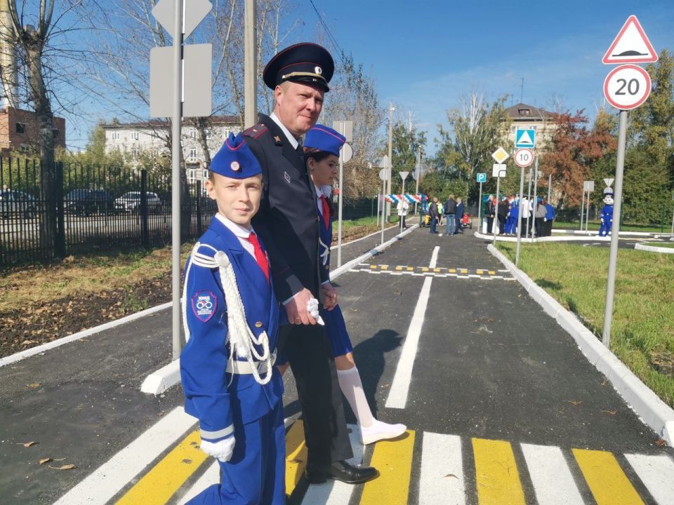 Всероссийская неделя безопасности дорожного движения: три новых детских автогородка открылись в Свердловской области Всероссийская неделя безопасности дорожного движения: три новых детских автогородка открылись в Свердловской области