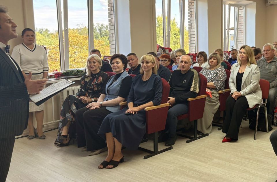 "Их труд – наше благо": в Ясиноватой наградили тех, кто меняет город к лучшему "Их труд – наше благо": в Ясиноватой наградили тех, кто меняет город к лучшему