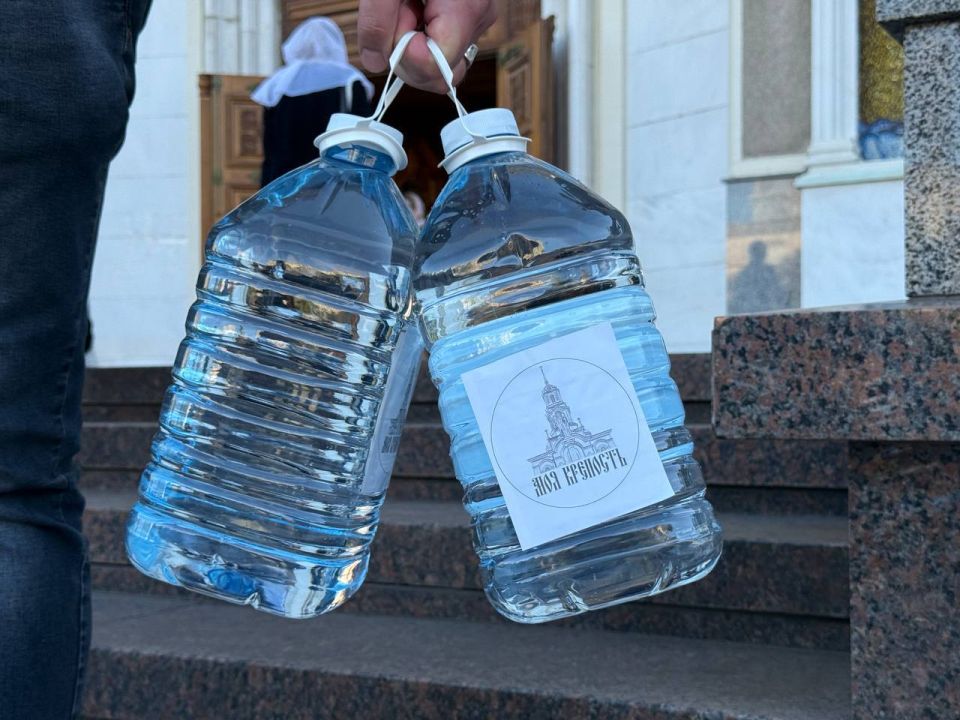 Помогаем людям в светлый праздник Помогаем людям в светлый праздник