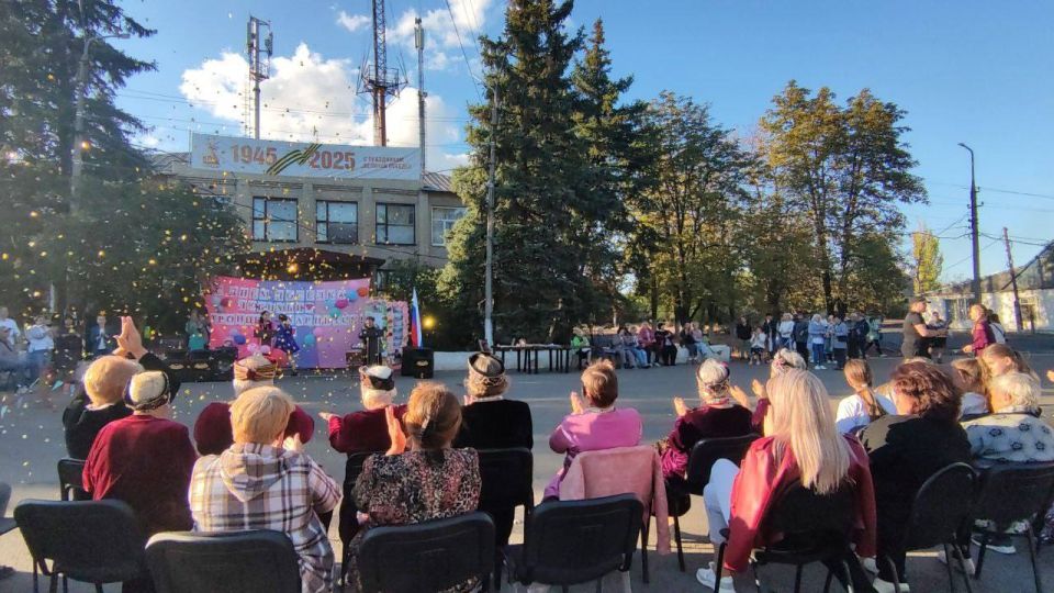 Поздравляем с Днем поселка Троицко-Харцызск! Поздравляем с Днем поселка Троицко-Харцызск!