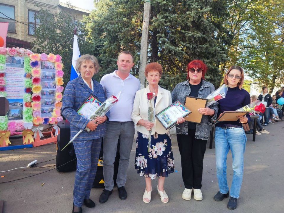 Поздравляем с Днем поселка Троицко-Харцызск! Поздравляем с Днем поселка Троицко-Харцызск!