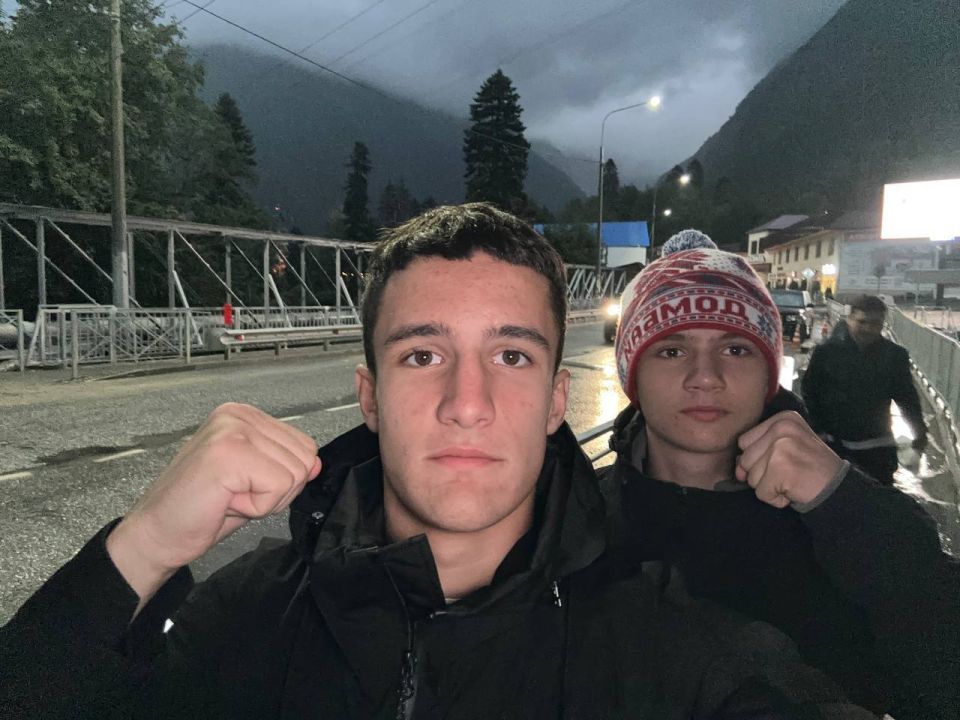 С 13 по 20 сентября в п. Домбай, Карачаево-Черкесская Республика, прошли Всероссийские соревнования по боксу на призы «Спартака», посвящённых памяти генерал-майора авиации, Героя России К.Х. Боташева С 13 по 20 сентября в п. Домбай, Карачаево-Черкесская Республика, прошли Всероссийские соревнования по боксу на призы «Спартака», посвящённых памяти генерал-майора авиации, Героя России К.Х. Боташева