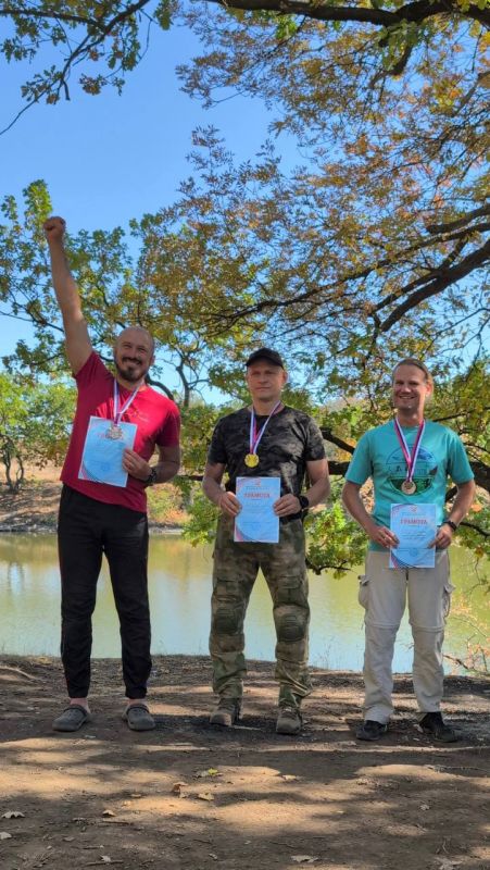 С 20 по 21 сентября в Торезе прошел Открытый Чемпионат и Первенство ДНР по спортивному ориентированию, на дистанциях кросс-классика С 20 по 21 сентября в Торезе прошел Открытый Чемпионат и Первенство ДНР по спортивному ориентированию, на дистанциях кросс-классика