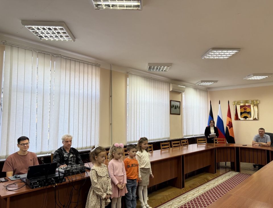 В Шахтерском округе чествовали работников лесного хозяйства В Шахтерском округе чествовали работников лесного хозяйства