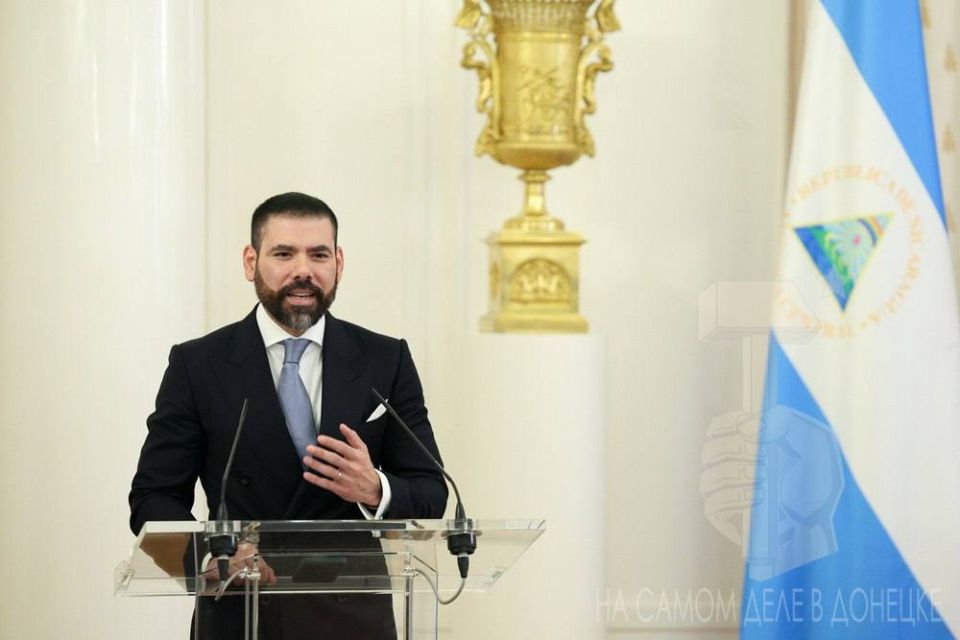 ДНР и Республика Никарагуа подписали соглашение о торгово-экономическом сотрудничестве ДНР и Республика Никарагуа подписали соглашение о торгово-экономическом сотрудничестве