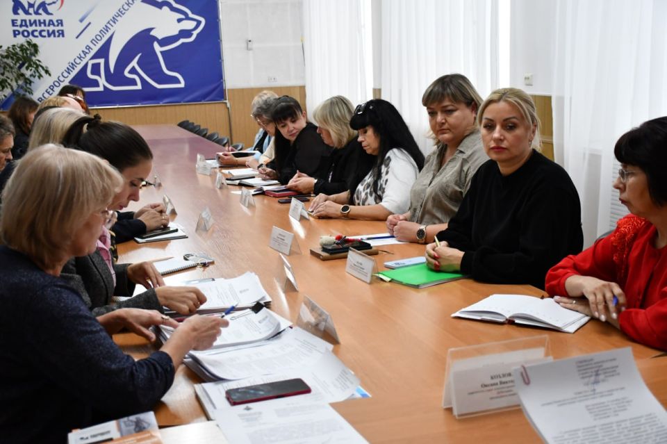 В администрации городского округа Дебальцево состоялось очередное заседание комиссии по делам несовершеннолетних и защите их прав администрации городского округа Дебальцево В администрации городского округа Дебальцево состоялось очередное заседание комиссии по делам несовершеннолетних и защите их прав администрации городского округа Дебальцево