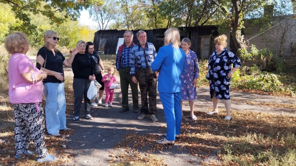 Сегодня, 22 сентября в Червоногвардейском районе состоялась встреча заместителя руководителя Управы Червоногвардейского внутригородского района Администрации городского округа Макеевка Татьяны Задорожной с жителями жилого... Сегодня, 22 сентября в Червоногвардейском районе состоялась встреча заместителя руководителя Управы Червоногвардейского внутригородского района Администрации городского округа Макеевка Татьяны Задорожной с жителями жилого...
