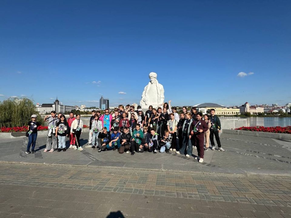 Молодежь Ждановки посетила Казань по программе «Культурная карта 4+85» Молодежь Ждановки посетила Казань по программе «Культурная карта 4+85»