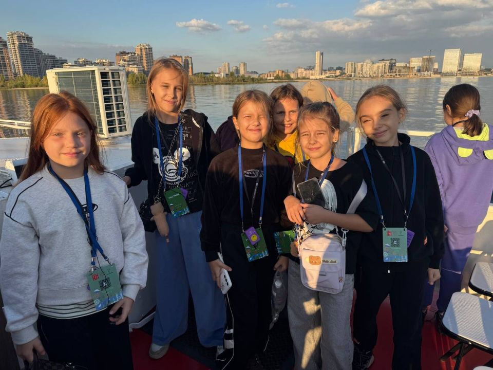 Школьники Кировского посетили Казань по программе «Культурная карта 4+85» Школьники Кировского посетили Казань по программе «Культурная карта 4+85»