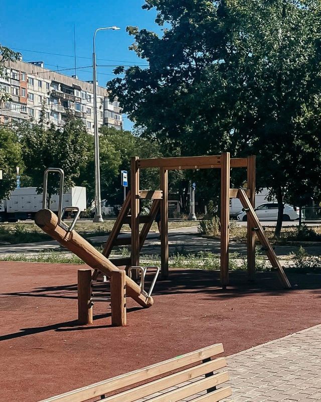 Санкт-Петербург продолжает благоустройство дворов в Жовтневом районе Санкт-Петербург продолжает благоустройство дворов в Жовтневом районе