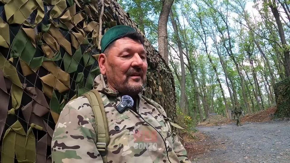 WarGonzo: Служба в десанте наделила имама стрелковыми навыками